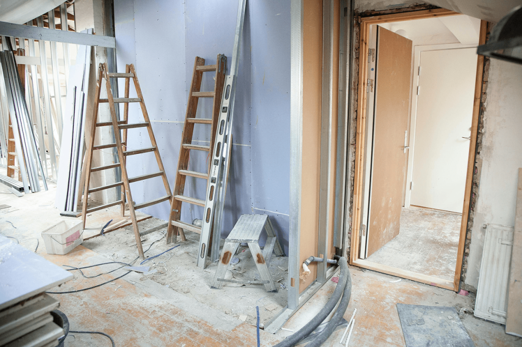 Build Modern Homes 24 moder homes building inside